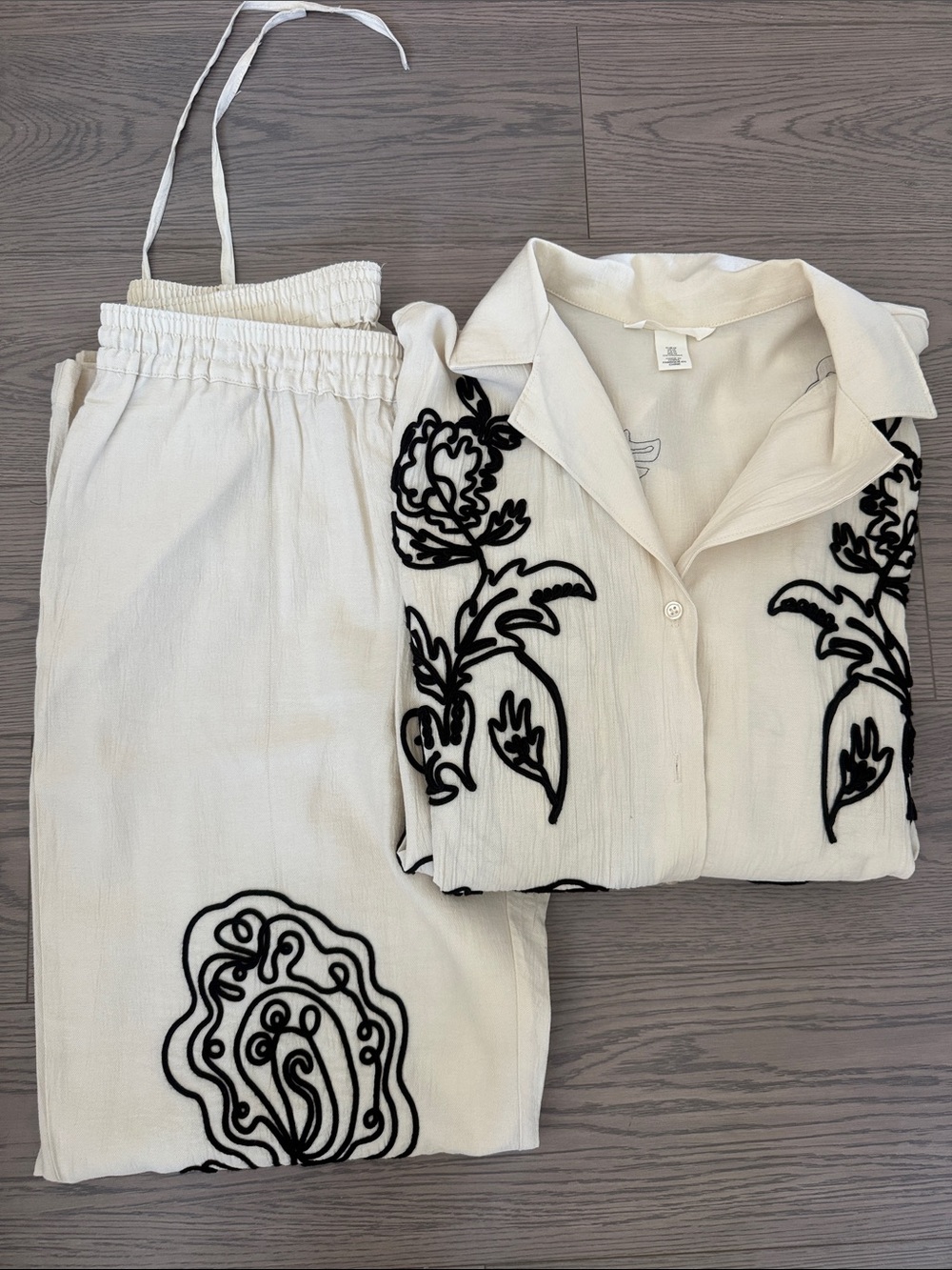 H&M Cream Two-Piece Embroidered Trousers & Shirt Set - Picture 1 of 5